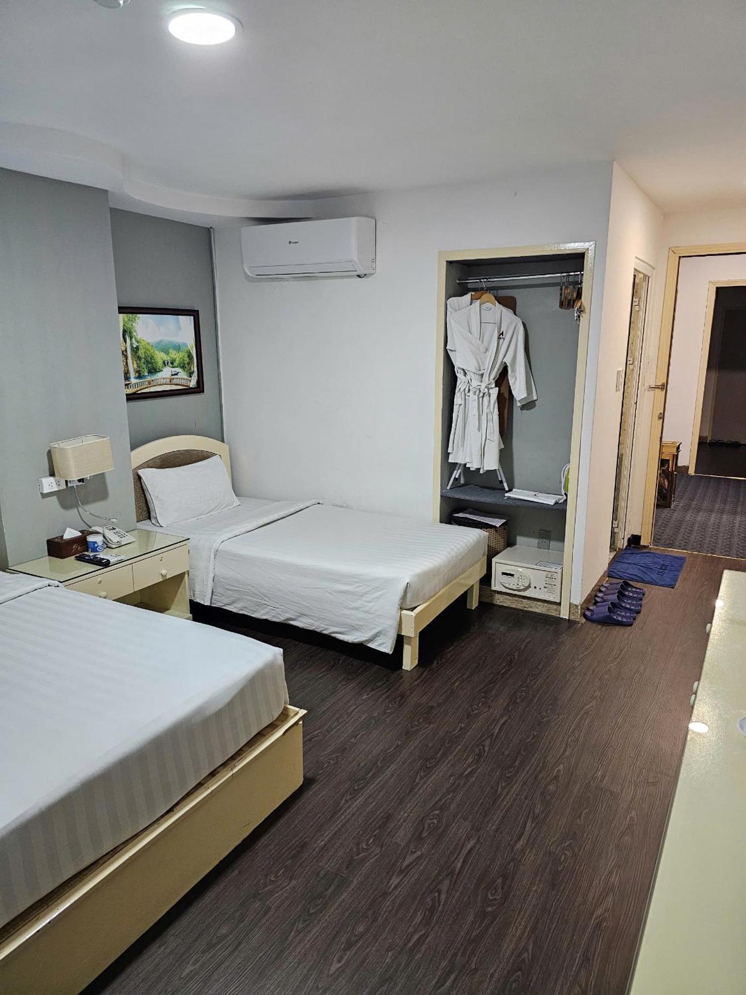 A25 Hotel - 22 Nguyen Cu Trinh Ho Chi Minh City Exterior photo